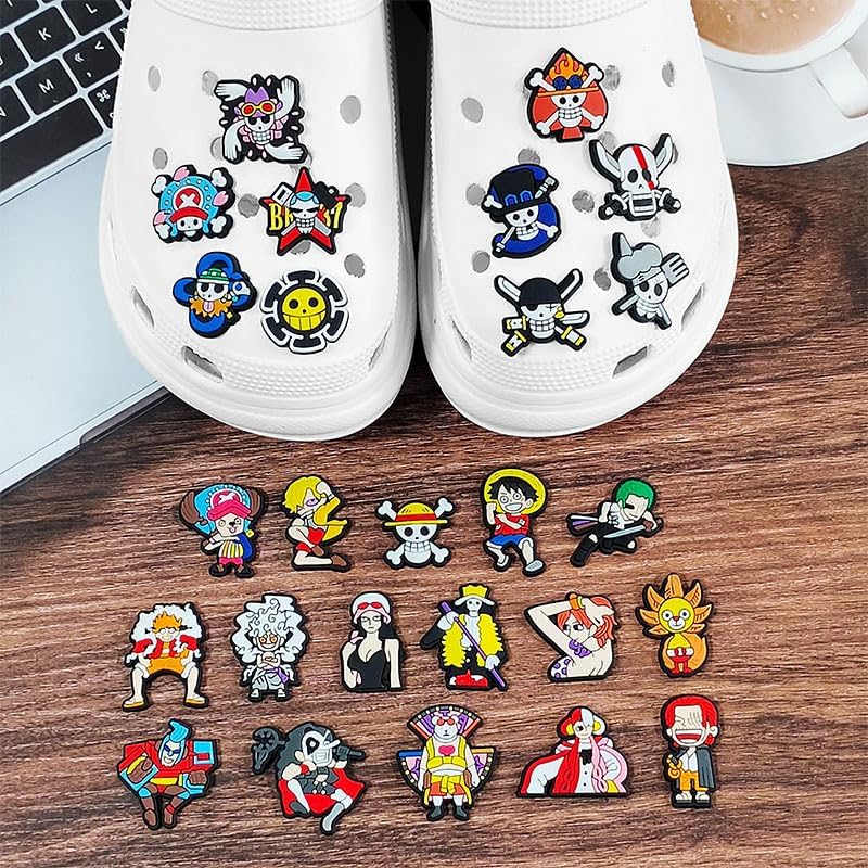 Lot de 26 pendentifs pour chaussures One Piece en PVC – Image 2