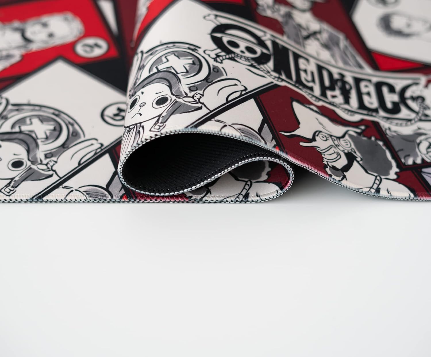 Tapis de bureau gamer One Piece 80 x 35 pour souris et clavier – Image 5
