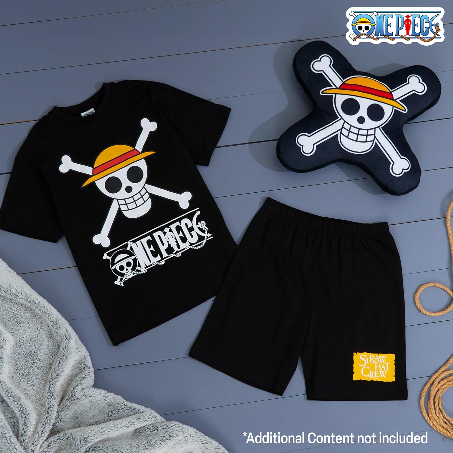 Pyjama garçon One Piece avec T-shirt et short – Image 2