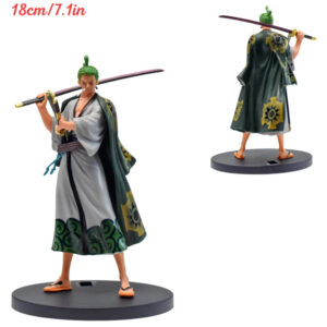 Figurine One Piece Roronoa Zoro au manteau noir