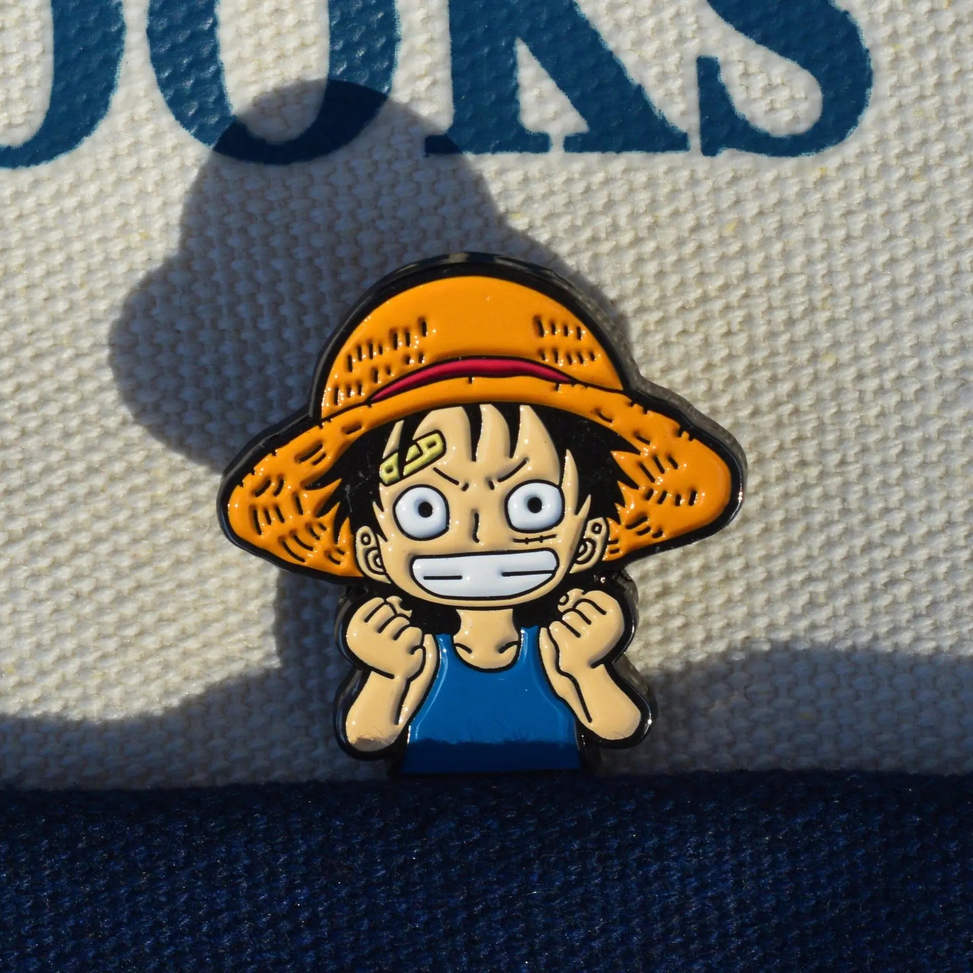 Pin’s One Piece Luffy Chapeau de Paille